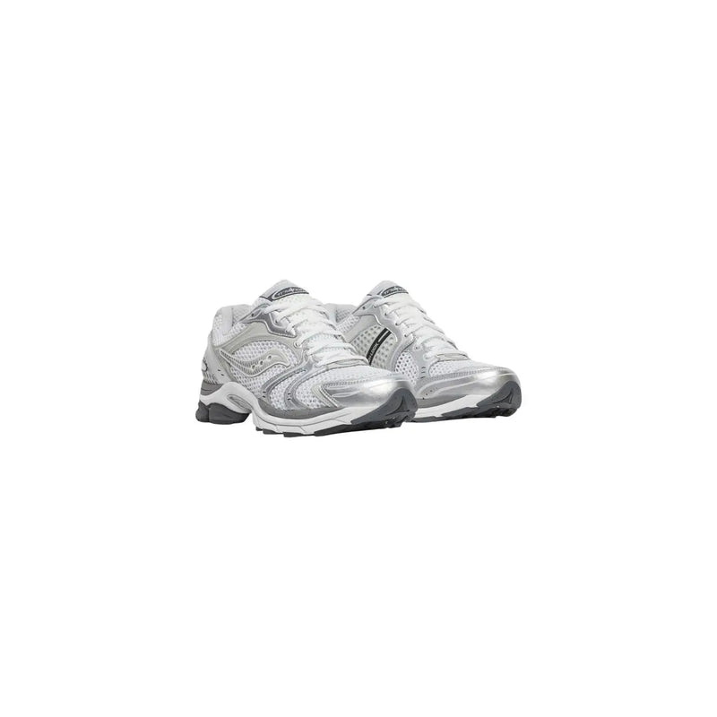 Saucony Baskets homme blanches en synthétique Progrid Triumph 4 avec empeigne en mesh argenté et détails noirs