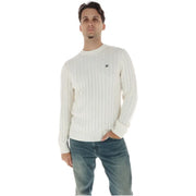 Superdry Pull en coton pour homme, maille côtelée blanche, avec petit logo brodé sur la poitrine, vue de face