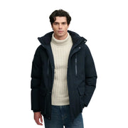 Superdry Parka City pour homme noire avec capuche, fermeture éclair frontale et poches latérales (vue de face)