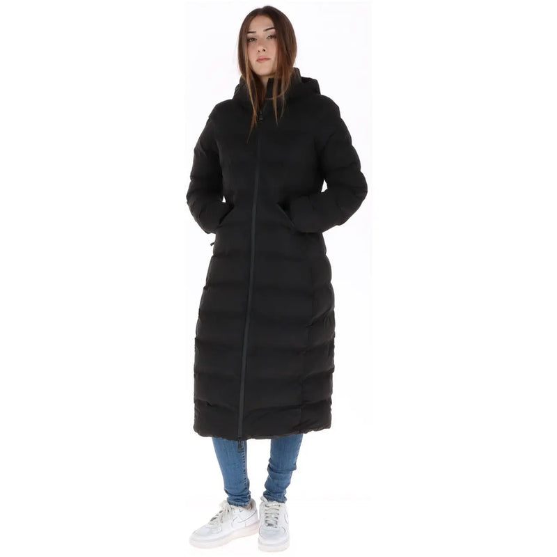 Superdry Doudoune noire pour femme avec capuche matelassée et fermeture éclair sur le devant, vue de face