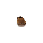 Timberland Mocassin bateau classique pour homme en cuir marron, en daim beige avec surpiqûres blanches et semelle en caoutchouc marron clair