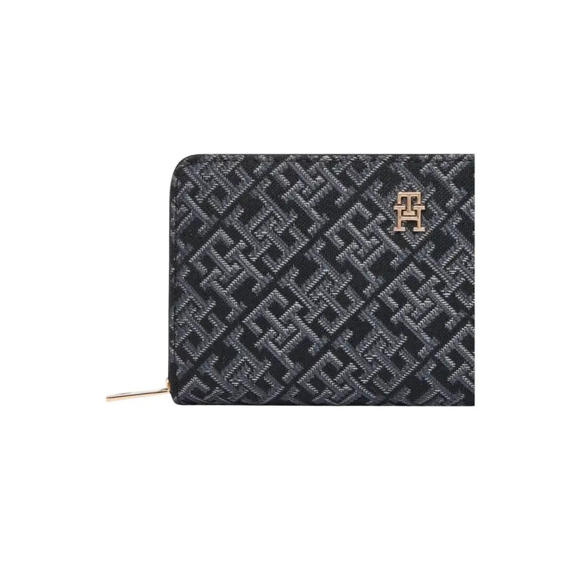Tommy Hilfiger black print zip wallet for women with geometric pattern