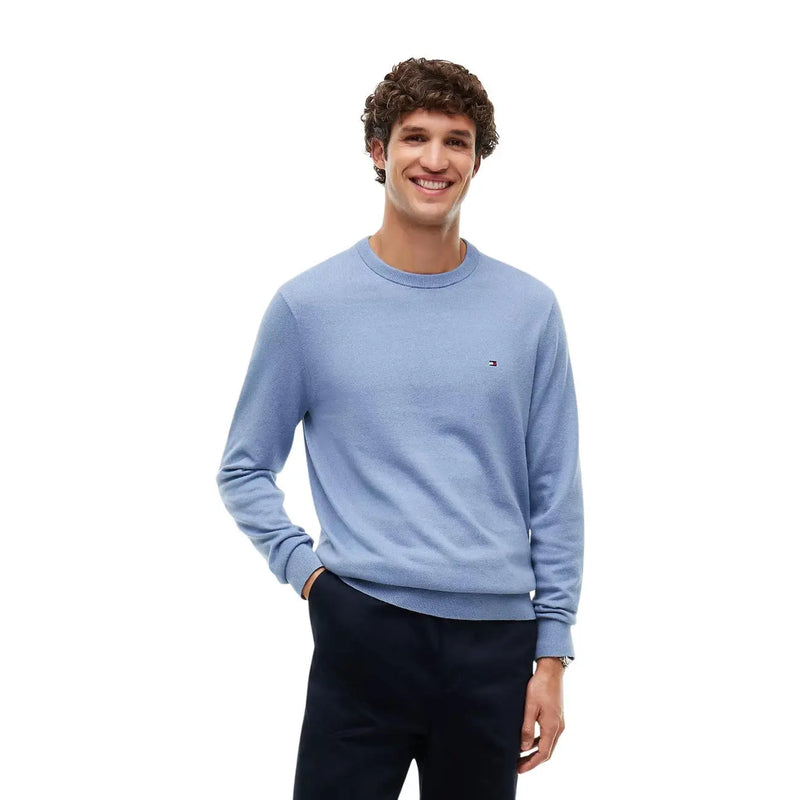 Tommy Hilfiger Pull en cachemire bleu clair pour homme, avec petit logo brodé sur la poitrine gauche, vue de face