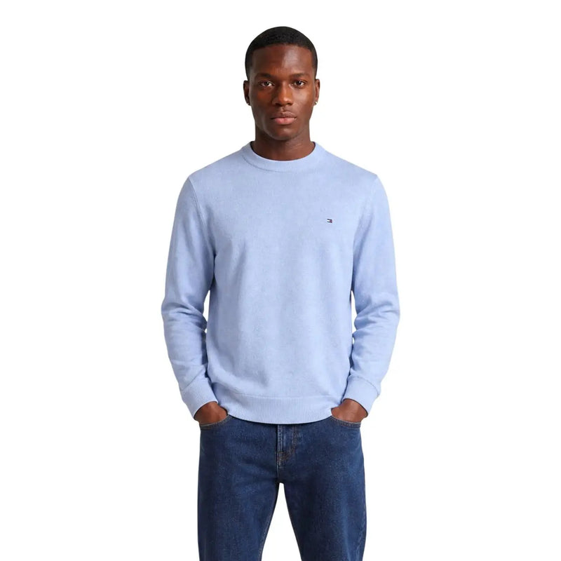 Tommy Hilfiger Pull en cachemire bleu clair pour homme, avec petit logo brodé sur la poitrine gauche, vue de face