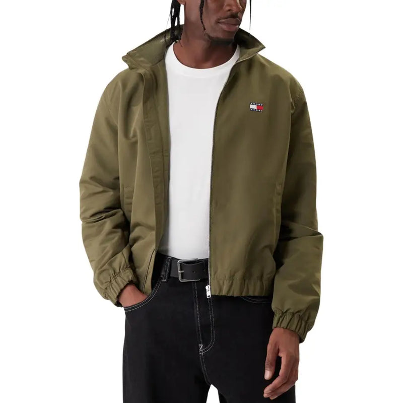 Veste à capuche Tommy Hilfiger vert olive avec poignets élastiques, petit logo brodé, polyester et fermeture éclair