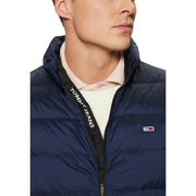 Doudoune sans manches bleu marine Tommy Hilfiger Jeans pour homme avec tirette de fermeture éclair noire et logo brodé sur la poitrine