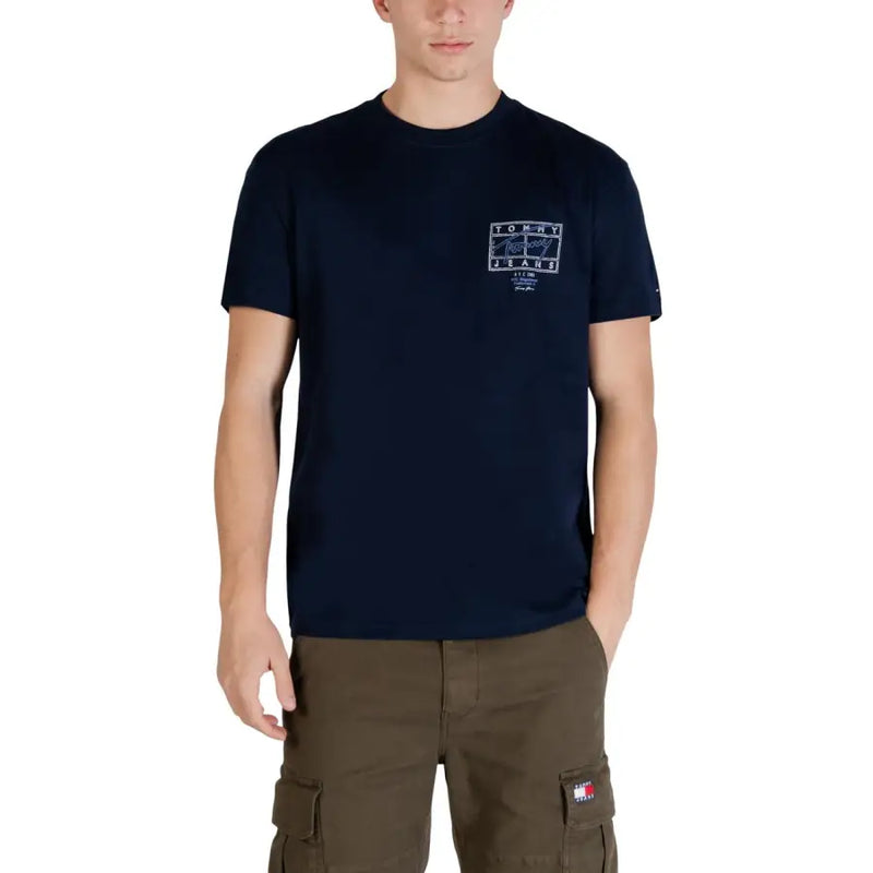 T-shirt homme bleu marine Tommy Hilfiger Jeans en coton biologique avec logo rectangulaire blanc sur la poitrine