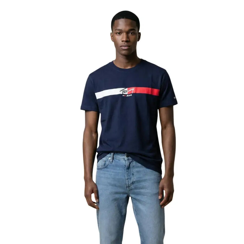coton bleu marine Tommy Hilfiger Jeans hommes t-shirt avec une bande blanche et rouge sur la poitrine ornée du logo de la marque