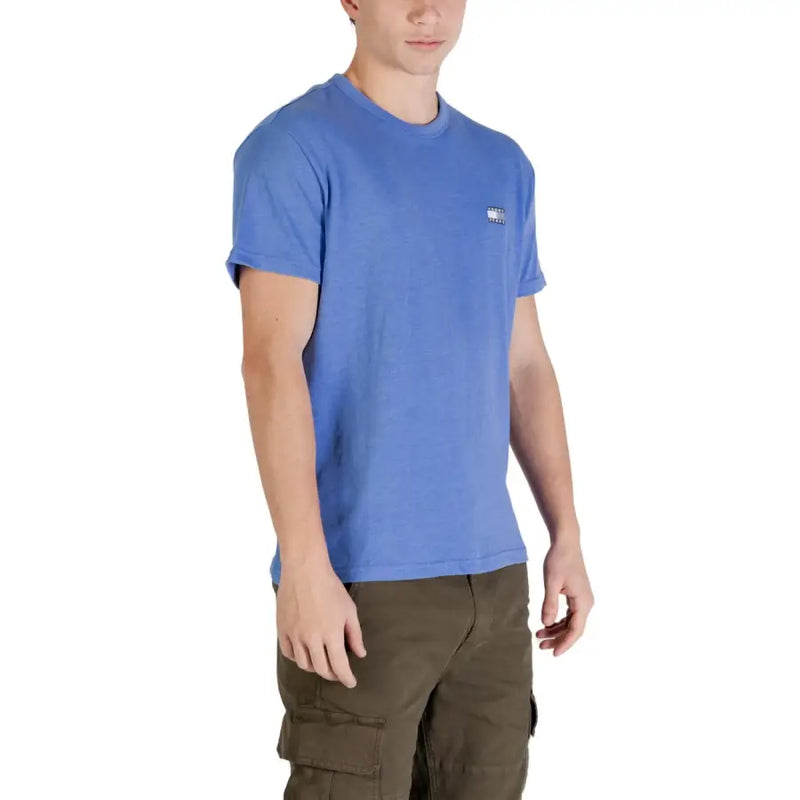 Tommy Hilfiger Jeans T-shirt homme bleu clair en coton bio avec un petit logo sur la poitrine gauche