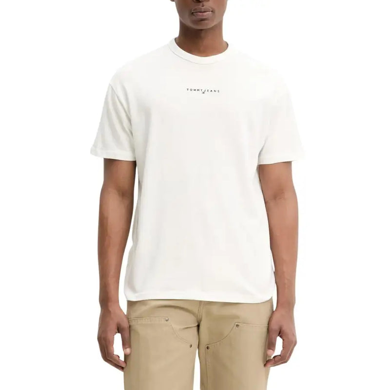 Off-white Tommy Hilfiger Jeans hommes t-shirt avec un logo noir discret imprimé sur la poitrine en matière de coton