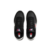 Tommy Hilfiger Baskets noires pour homme en polyester, au design athlétique classique et à rayures blanches et rouges.