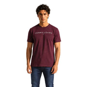 Tommy Hilfiger T-shirt homme en coton bio vert avec logo Tommy Jeans bordeaux et logo blanc sur la poitrine