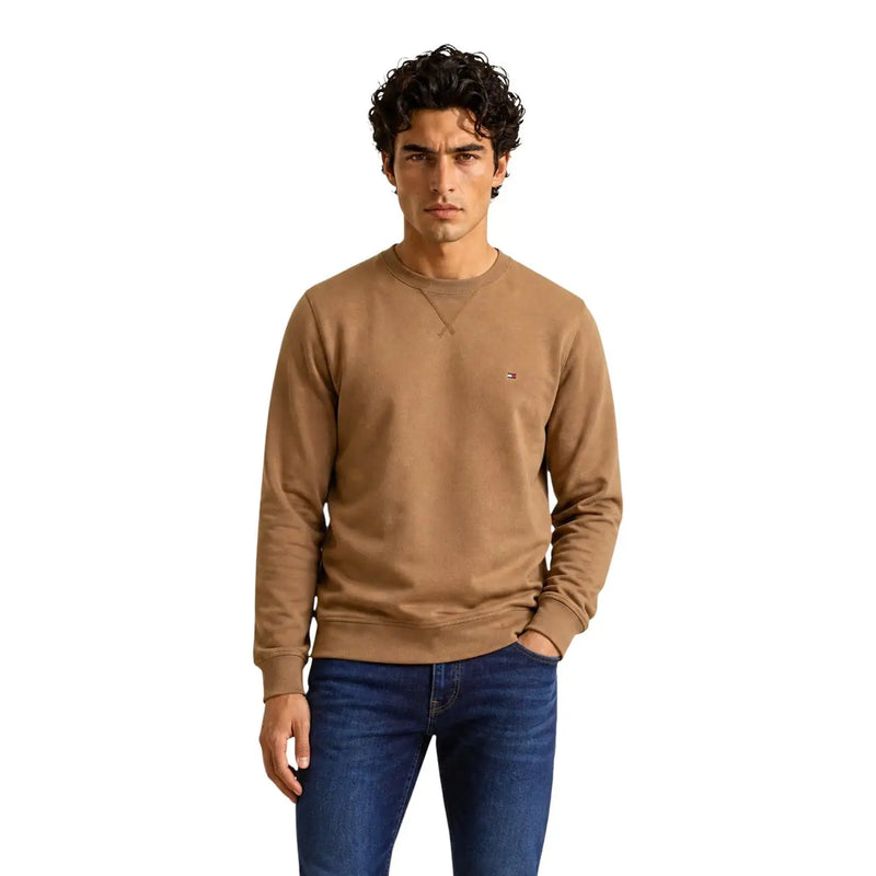 Tanné Tommy Hilfiger Sweat-shirt à col rond en molleton de coton avec un petit logo drapeau brodé sur la poitrine gauche