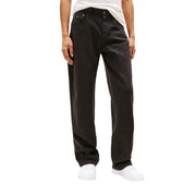 Black denim jeans with a relaxed fit and classic five-pocket design made from organic cotton stretch by tommy hilfiger