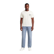 Tommy Hilfiger T-shirt blanc en coton bio pour homme, orné d'un petit logo Levi's brodé blanc cassé sur la poitrine.