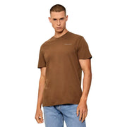 Tommy Hilfiger T-shirt slim camel pour homme, en coton bio, avec un logo brodé discret sur la poitrine.
