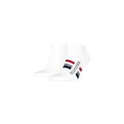 Blanc Tommy Hilfiger Chaussettes pour hommes avec un logo rayé rouge, bleu marine et gris sur le côté, à porter comme sous-vêtements