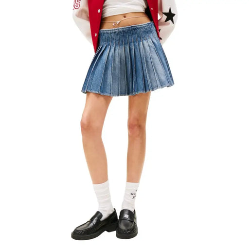 Tommy Hilfiger women blue pleated mini skirt made of organic cotton for fall and winter wear