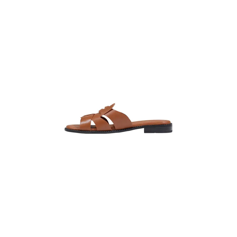 Tommy Hilfiger women leather slippers brown with low block heel and woven strap design in brown leather