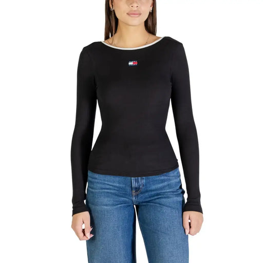 Tommy Hilfiger manches longues en coton biologique blanc pour femme T-shirt avec un corps noir et un logo brodé