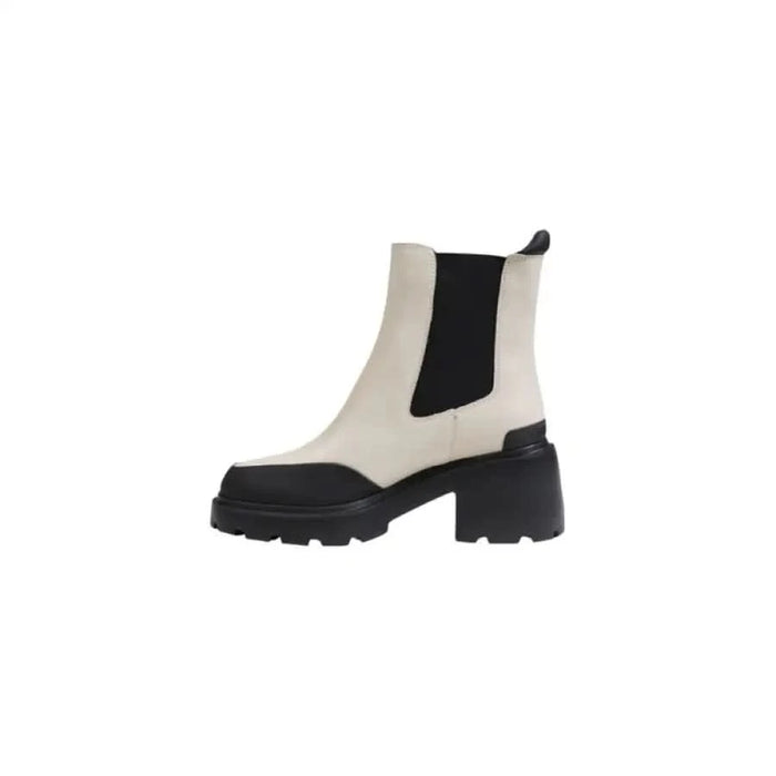 Two-tone Chelsea boot with lug sole in Tommy Hilfiger Beige Leather Ankle Boots for Women