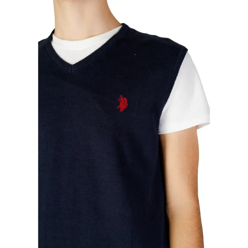 Navy blue knit vest with red embroidered logo on left chest u s polo assn mens gilet at urban city styles