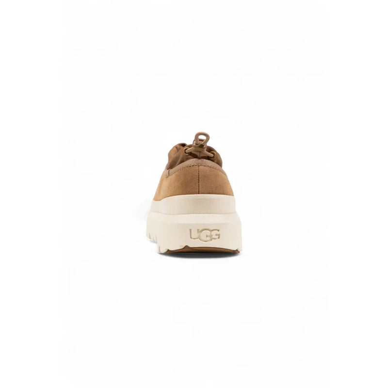 Pantoufles Ugg pour homme en daim beige avec tige en daim marron clair et semelle épaisse crème, idéales pour l'hiver