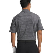 Under armour Polo homme gris à manches courtes en polyester, dos nu, avec une texture subtile et un logo sur le col