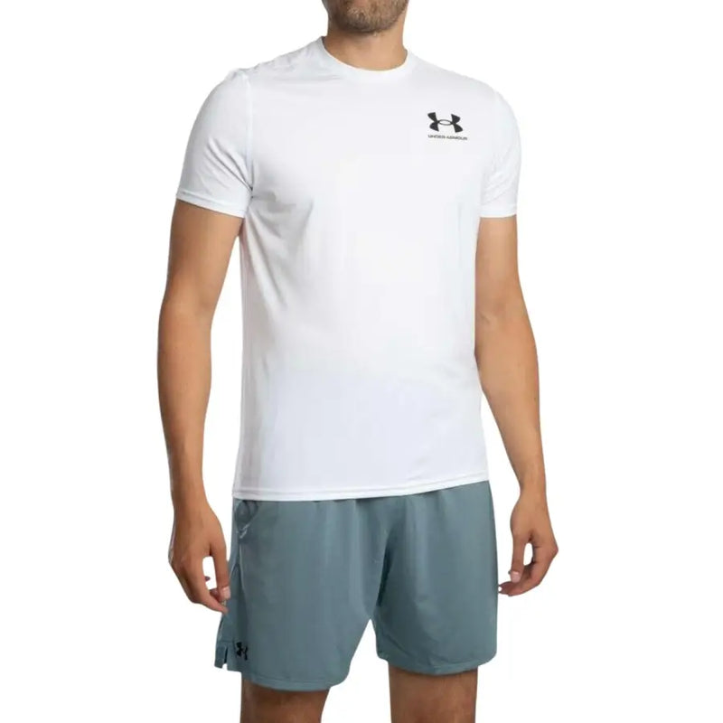 Under armour T-shirt à manches courtes en polyester blanc pour homme, avec logo noir sur la poitrine, idéal pour la performance.