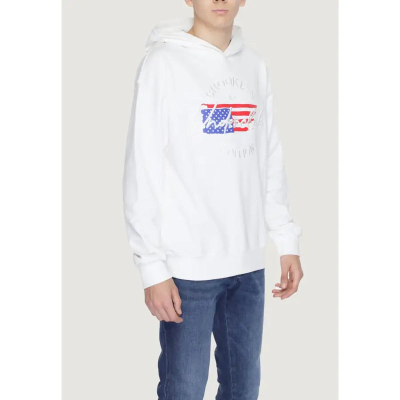 Underclub men’s white 100% cotton hooded sweatshirt with bold american flag graphic and Brooklyn New York text
