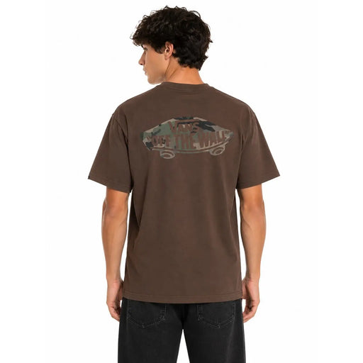 T-shirt Vans marron en coton à manches courtes pour homme, dos dévoilant un motif graphique original et un imprimé camouflage.