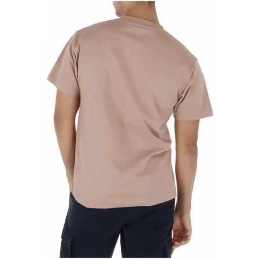 T-shirt Vans pour homme, marron, en coton beige doux, manches courtes, col rond, design simple.