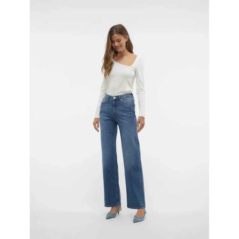 Vero moda Jean en denim bleu mélangé coton pour femme, coupe droite et design classique à cinq poches