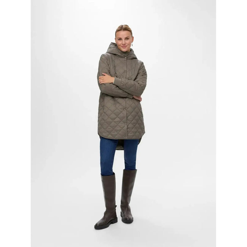 Vero Moda Veste à capuche grise pour femme en polyamide polyester, matelassée, vert olive, fermeture boutonnée et manches longues.