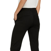 Vero Moda Pantalon noir tailleur pour femme, au design moderne et épuré, avec de discrètes poches arrière (vue de dos).