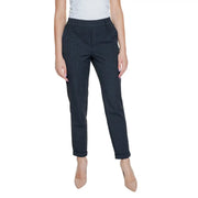 Vero Moda Pantalon noir tailleur pour femme, coupe droite, poches avant unies et ourlets roulés