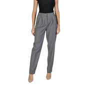 Pantalon gris plissé taille haute de Vila Clothes collection automne-hiver