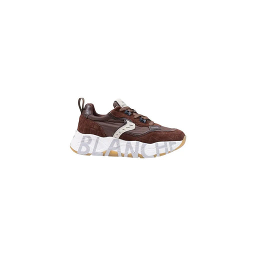 Baskets en daim marron Voile blanche pour femme, avec semelle épaisse blanche et logo gris blanchi.