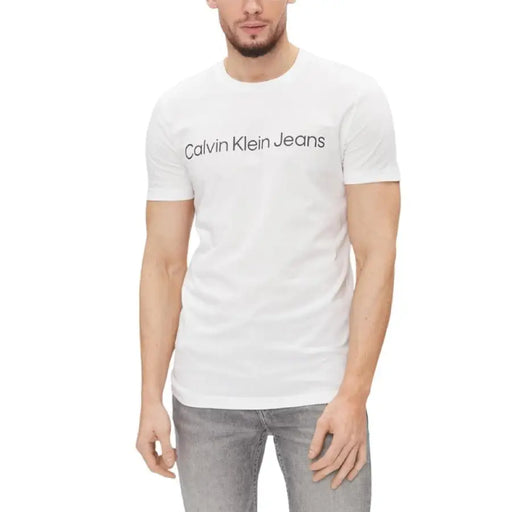 White Calvin Klein Jeans T-shirt for men with crew neck style and minimalist design