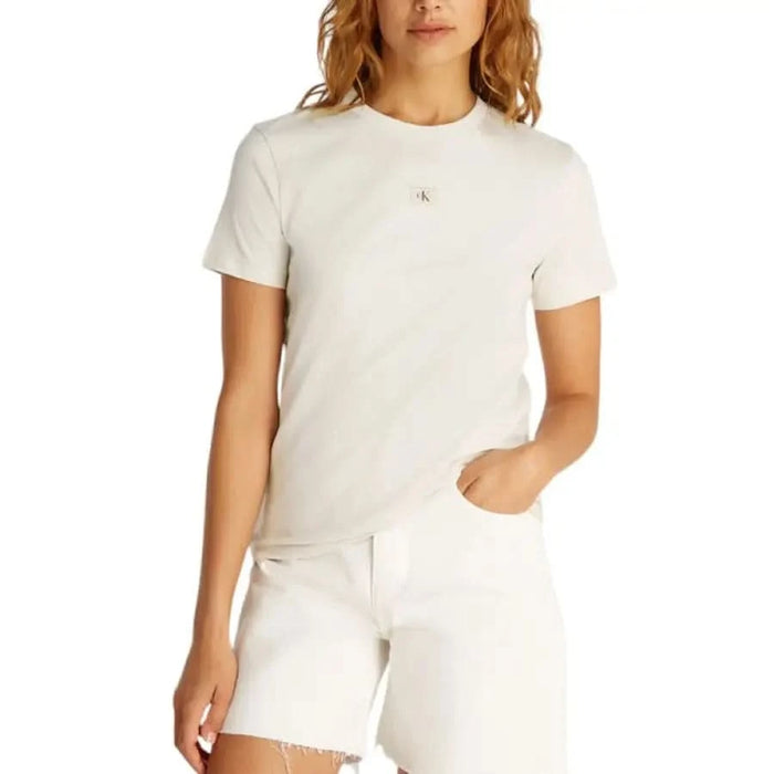 White cotton t-shirt with small embroidered logo from Calvin Klein Jeans Women’s collection