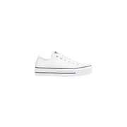 White Converse Chuck Taylor All Star platform sneaker for women