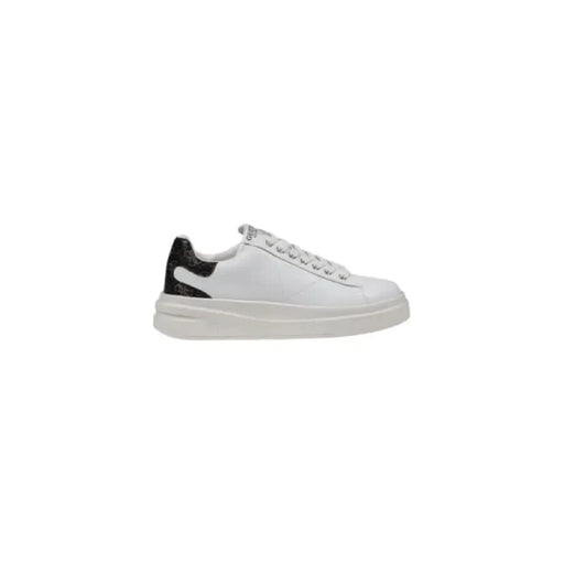 Baskets en cuir blanc avec empiècement noir au talon de Guess Collection automne-hiver pour femmes