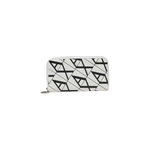 Elegant White Wallet with Black Geometric Pattern showcasing modern style and sophistication