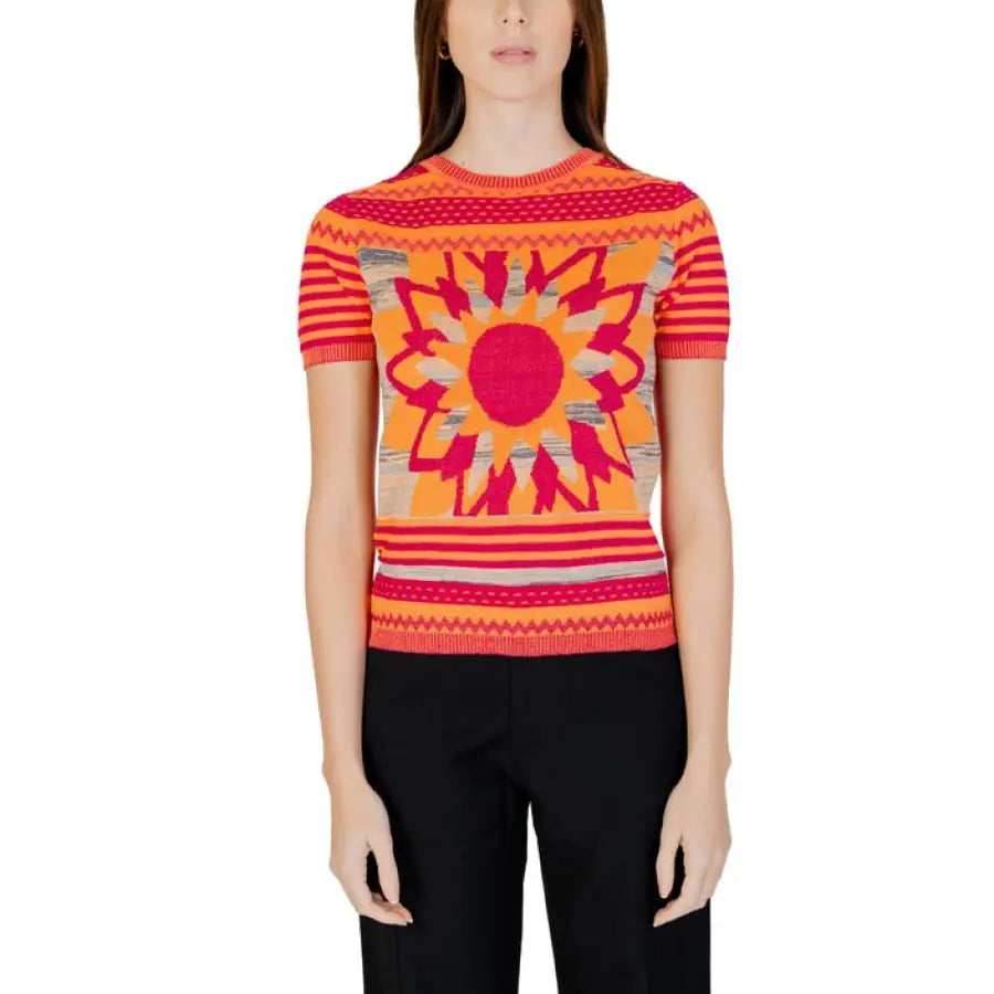 Desigual women knitwear - Woman in Desigual sweater with sun motif
