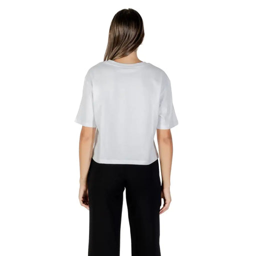 Light gray cropped short-sleeved T-shirt for women from Armani Exchange with a subtle print