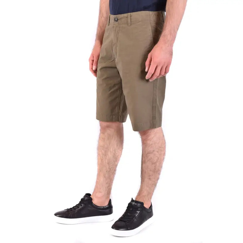 Khaki-colored woolrich men cotton chino shorts with tailored fit and visible stitching from spring summer collection